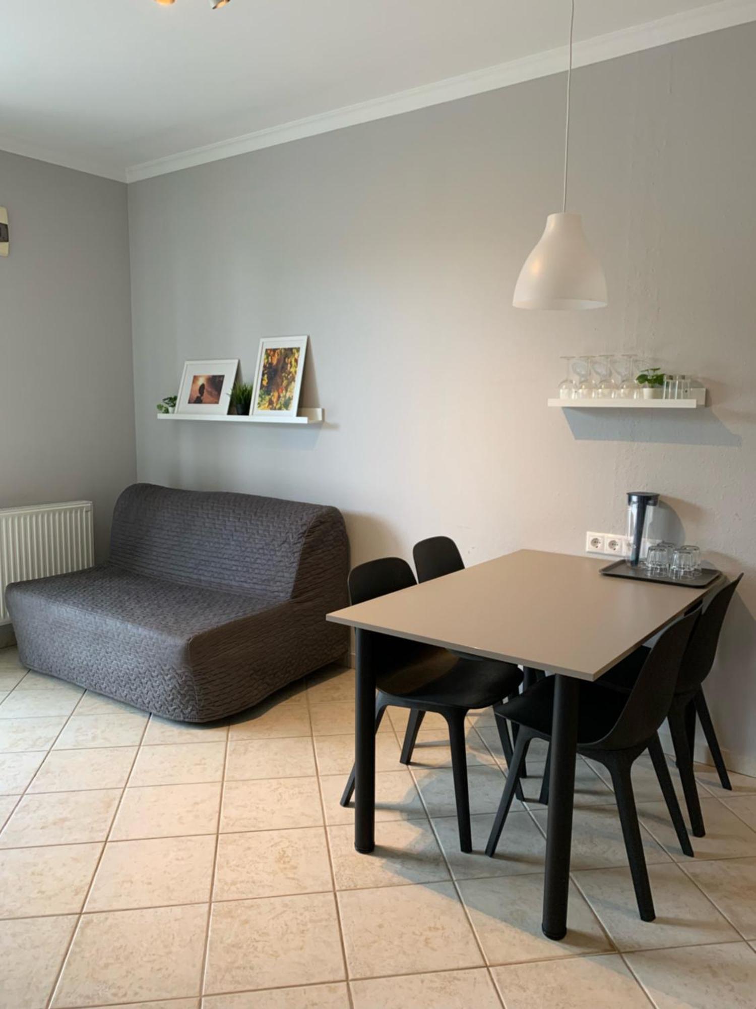 Apartmanhaz *
